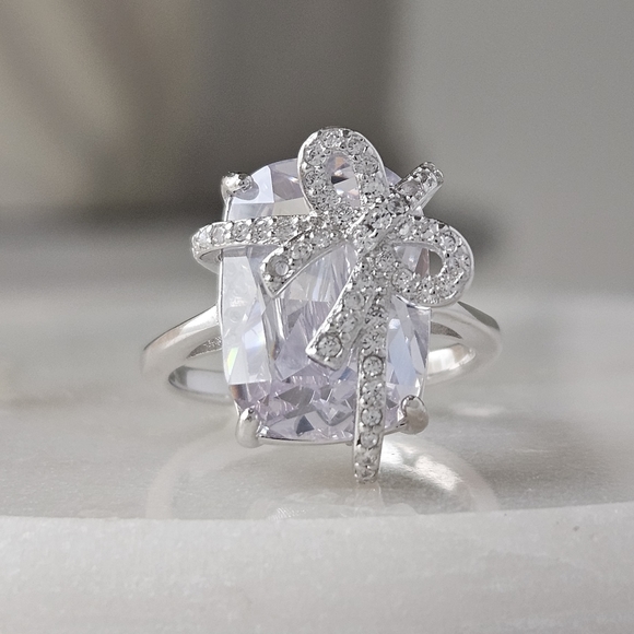 Deluxe Bow Ring, 925 Sterling Silver Charmed Aroma Bow Collection - Picture 3 of 5